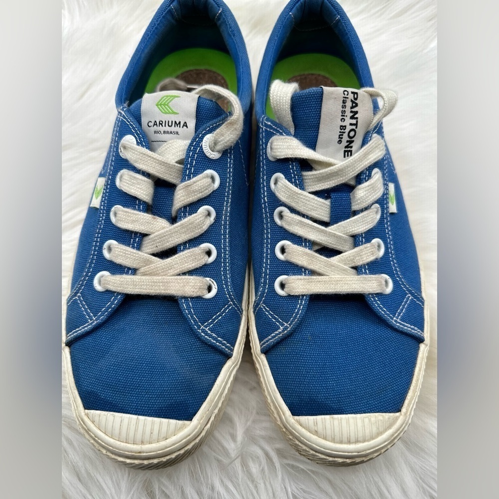 Cariuma Pantone Blue Canvas Sneakers Size 8.5 Women 7 Men - Picture 4 of 9